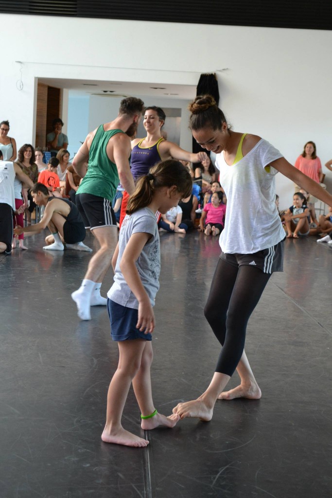 The Balletvale+ dancers join the dancers of Generalitat Valenciana